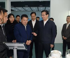 市委書記黃欽調(diào)研考察零界凈化，大力支持高新企業(yè)民族品牌發(fā)展